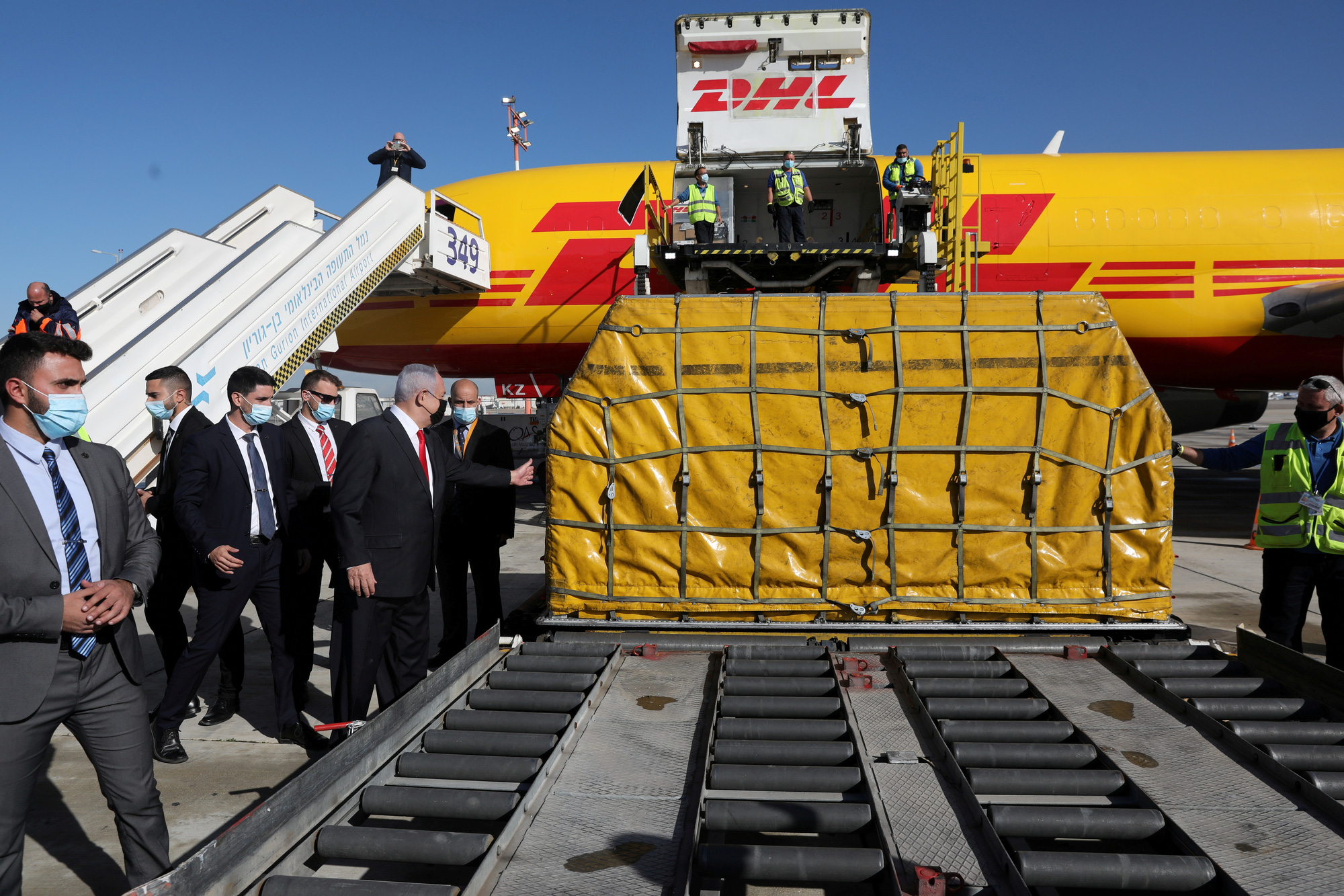 gửi hàng đi Canada tại quận 3